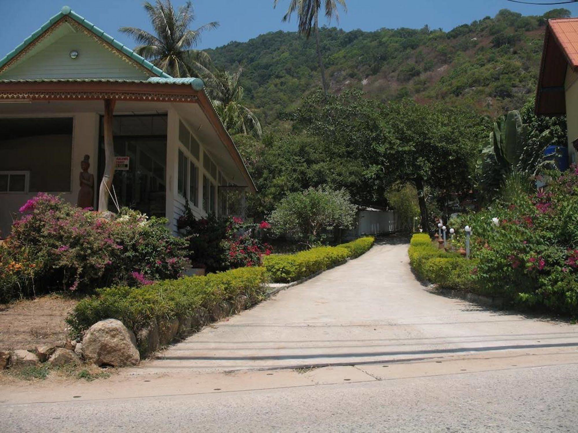 Thai Dee Garden Resort Haad Rin Exterior photo