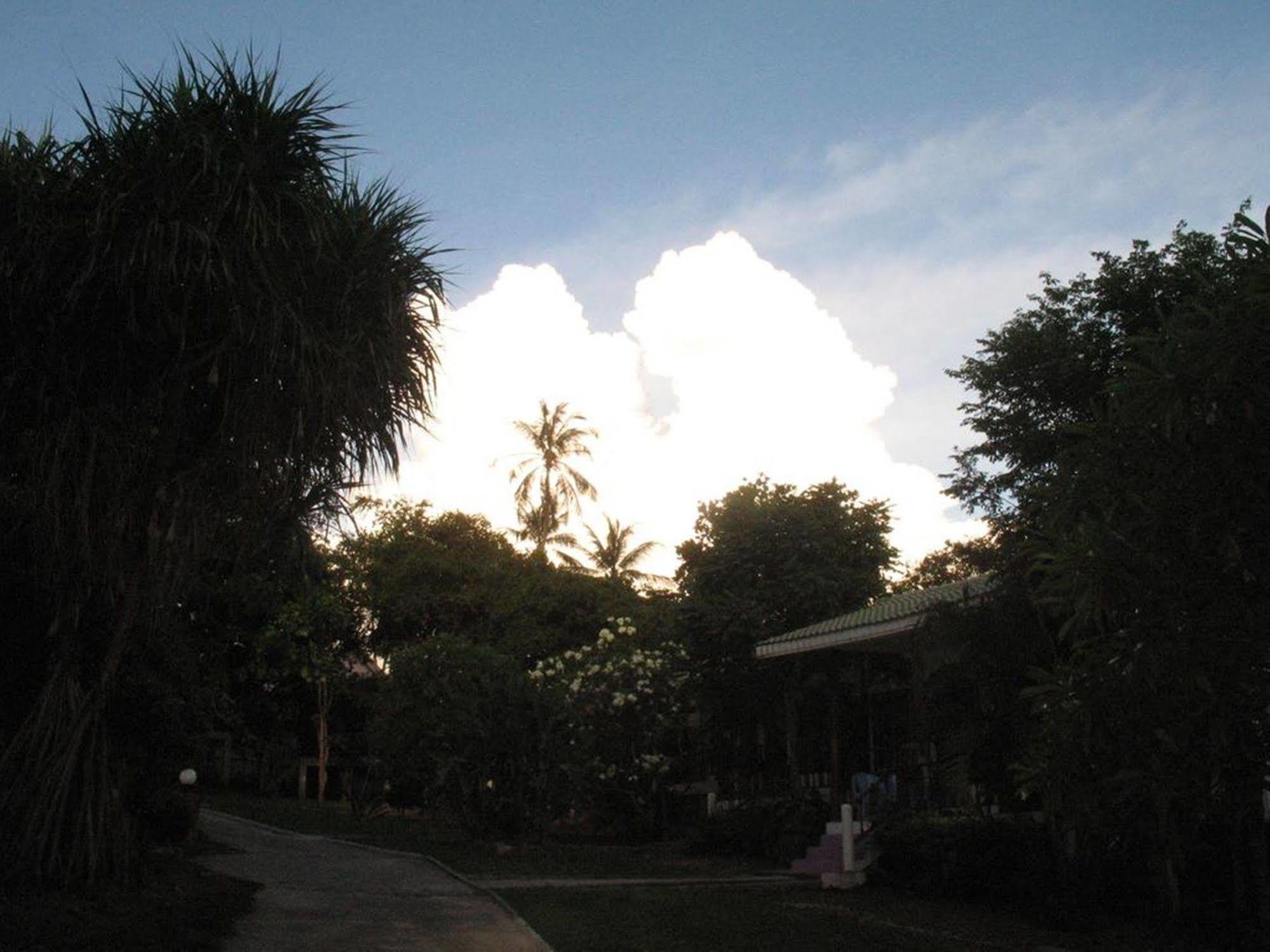 Thai Dee Garden Resort Haad Rin Exterior photo