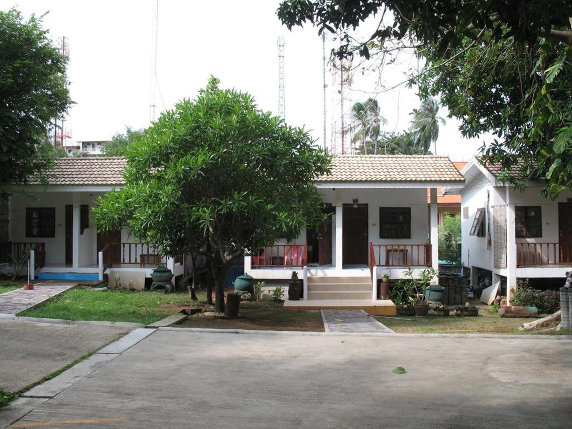 Thai Dee Garden Resort Haad Rin Exterior photo